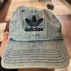 Adidas’s baseball cap